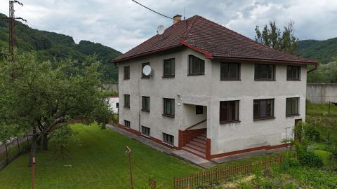  Na predaj dvojgeneračný rodinný dom v obci Hronská Breznica