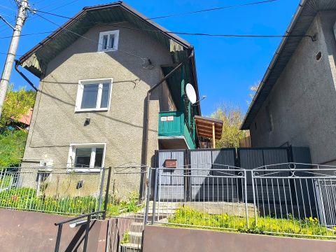  ATRAKTÍVNEJŠIA CENA!! NÁDHERNÝ ÚTULNÝ DOMČEK V HOREHRONSKEJ OBCI HEĽPA