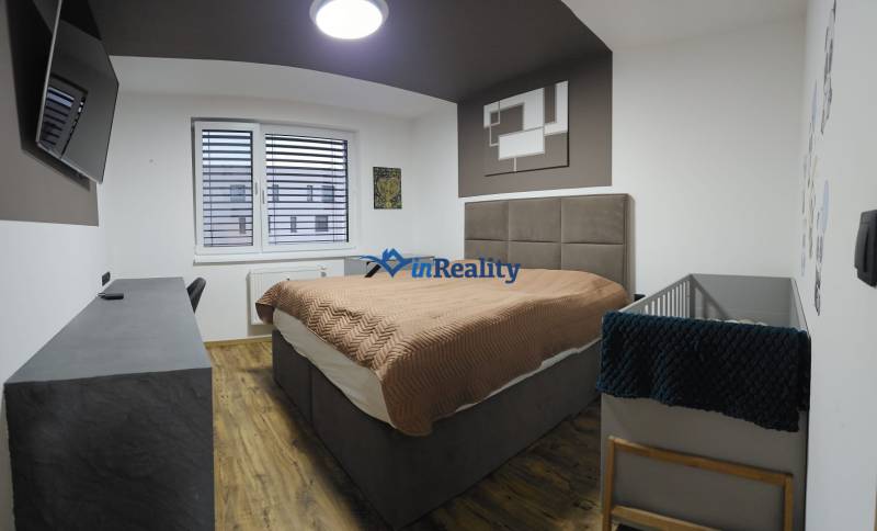 WhatsApp Image 2025-11-25 at 04.17.27.jpeg